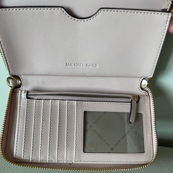 Michael Kors Jet Set Travel Large Multifunctional Phone Case Wallet Pink - Picture 6 of 7